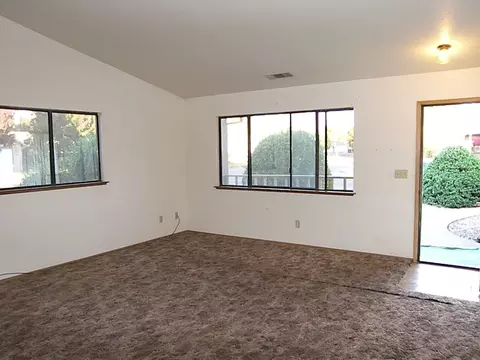 3908 Brightwood Dr, Redding, CA 96002 photo 5