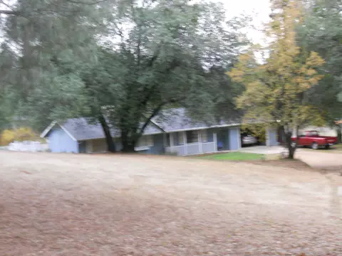 15814 Nightingale Ln, Redding, CA 96001 photo 1