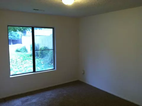 3995 Riverview Dr, Redding, CA 96001 photo 17