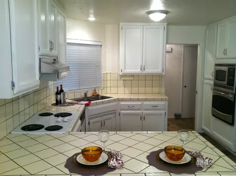 3995 Riverview Dr, Redding, CA 96001 photo 2