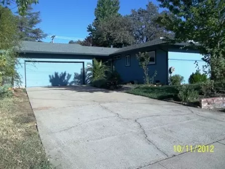 1545 Pleasant St, Redding, CA 96001 photo 1