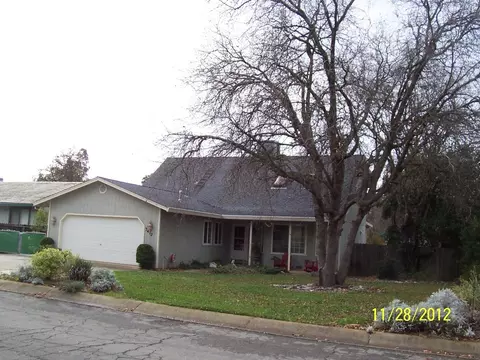 3417 Toro Way, Redding, CA 96002 photo 2