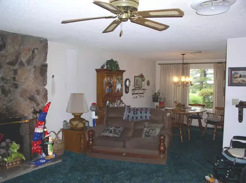 3440 Winding Way, Redding, CA 96003 photo 3