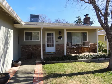 2859 Regal Ave, Redding, CA 96002 photo 2