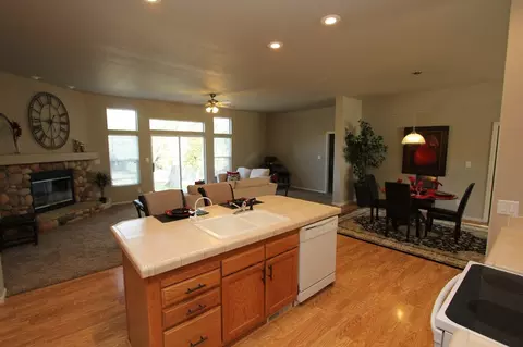 12610 Bender Rd, Igo, CA 96047 photo 4