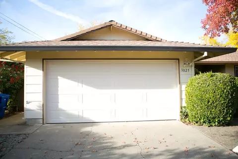 3025 Winding Way, Redding, CA 96003 photo 4