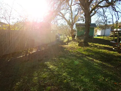 14873 Lamoine Dr, Redding, CA 96003 photo 32