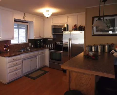 14873 Lamoine Dr, Redding, CA 96003 photo 6