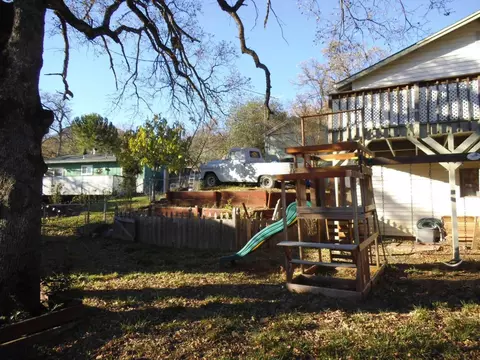 14873 Lamoine Dr, Redding, CA 96003 photo 29