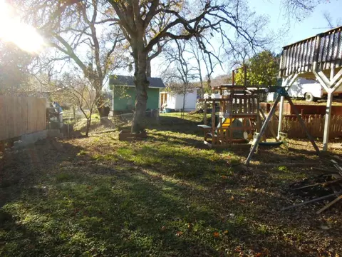 14873 Lamoine Dr, Redding, CA 96003 photo 31