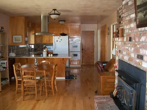 3740 Brian Ct, Redding, CA 96001 photo 2