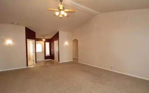 19240 Hollow Ln, Redding, CA 96003 photo 5