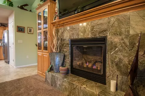 19240 Hollow Ln, Redding, CA 96003 photo 38
