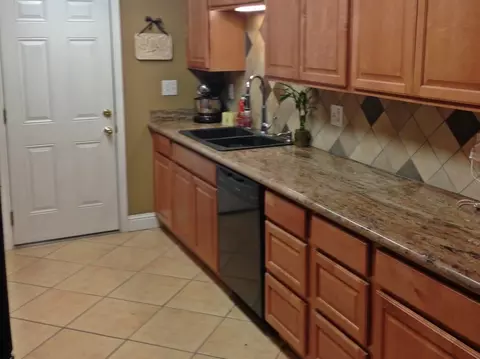 805 Cascade Ave, Red Bluff, CA 96080 photo 4