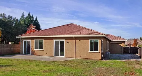 505 Rivercrest Pkwy, Redding, CA 96002 photo 2