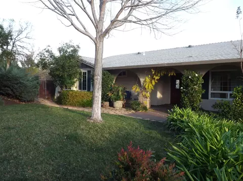 3861 Oro St, Redding, CA 96001 photo 4