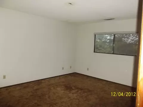 230 Woodcliff Dr, Redding, CA 96003 photo 9
