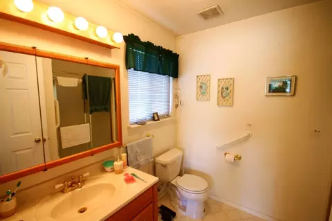 2488 Harlan Dr, Redding, CA 96003 photo 17