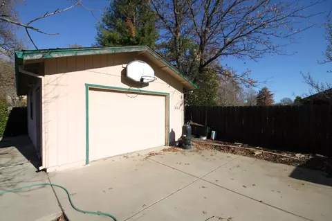 2488 Harlan Dr, Redding, CA 96003 photo 19