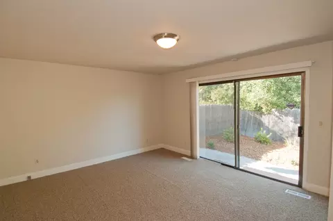 532 Royal Oaks Dr, Redding, CA 96001 photo 21
