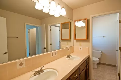532 Royal Oaks Dr, Redding, CA 96001 photo 23