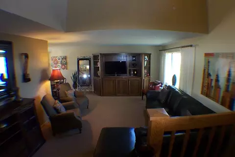 3639 Wasatch Dr, Redding, CA 96001 photo 3