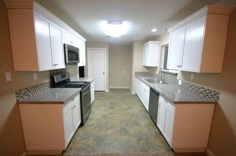 3952 Roesner Ave, Redding, CA 96002 photo 4