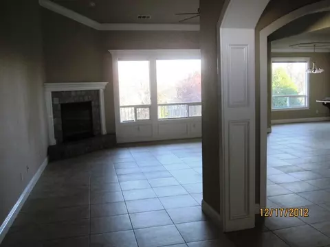 539 Fair Hill Dr, Redding, CA 96003 photo 2