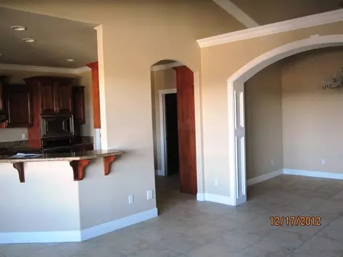 539 Fair Hill Dr, Redding, CA 96003 photo 4