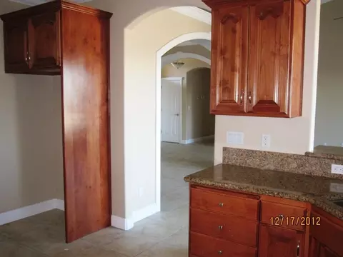 539 Fair Hill Dr, Redding, CA 96003 photo 8