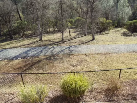 1293 Snowcap Trl, Redding, CA 96003 photo 27
