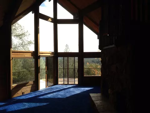 13895 Shangrila Dr, Redding, CA 96003 photo 8