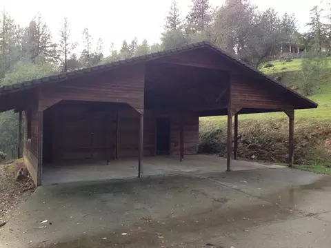 13895 Shangrila Dr, Redding, CA 96003 photo 7