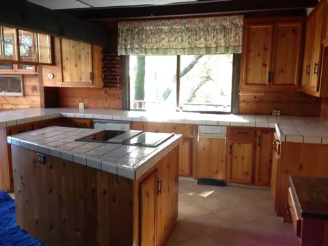 13895 Shangrila Dr, Redding, CA 96003 photo 9