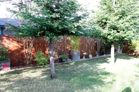 3743 Lake Forest Dr, Redding, CA 96003 photo 48