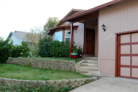 3743 Lake Forest Dr, Redding, CA 96003 photo 5