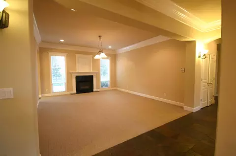 4816 St Charles Dr, Redding, CA 96002 photo 11