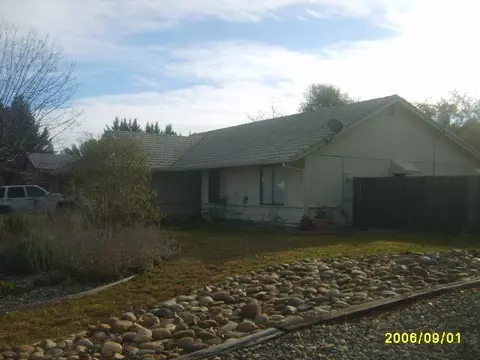3043 Lake Redding Dr, Redding, CA 96003 photo 1