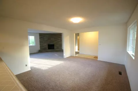 7093 Granada Dr, Redding, CA 96002 photo 6