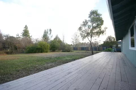 7093 Granada Dr, Redding, CA 96002 photo 12