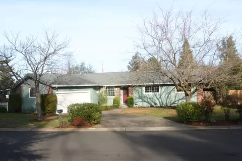 7093 Granada Dr, Redding, CA 96002 photo 1