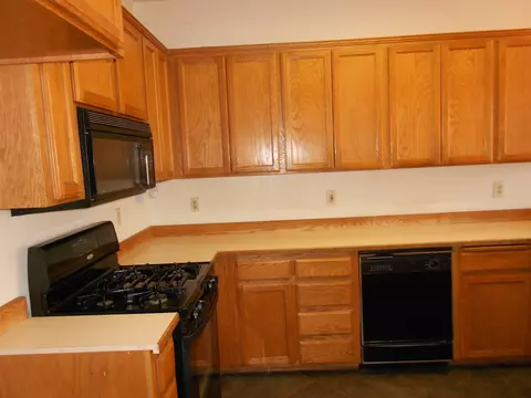 619 Springer Dr, Redding, CA 96003 photo 5