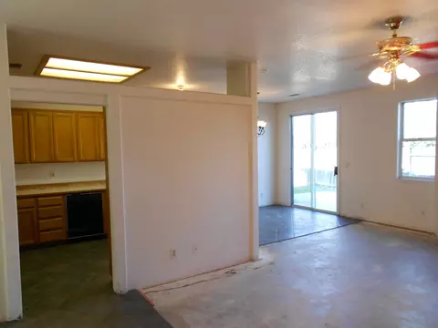 619 Springer Dr, Redding, CA 96003 photo 3