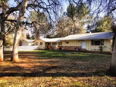 1234 Gordon, Redding, CA 96002 photo 1