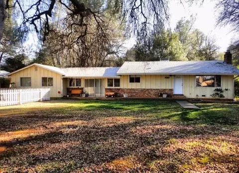 1234 Gordon, Redding, CA 96002 photo 3