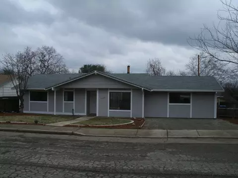 3425 West, Redding, CA 96001 photo 1