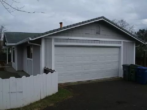 3425 West, Redding, CA 96001 photo 2