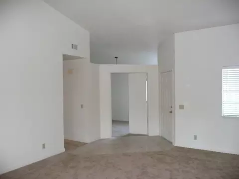 823 Springer Dr, Redding, CA 96003 photo 4
