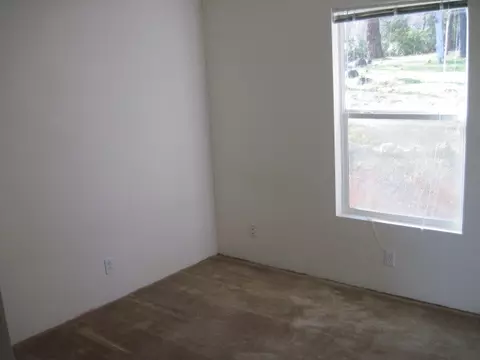 16734 Thompson Ln, Redding, CA 96001 photo 10