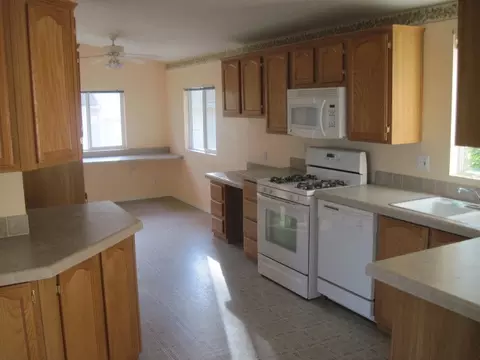 16734 Thompson Ln, Redding, CA 96001 photo 5